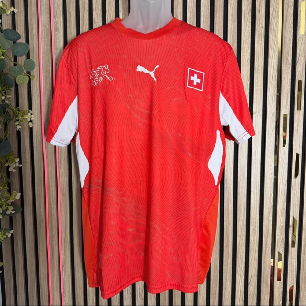 Switzerland SUIZA team🇨🇭 T-shirt fit vers. player 🏆 World Cup 2026 soccer futbol